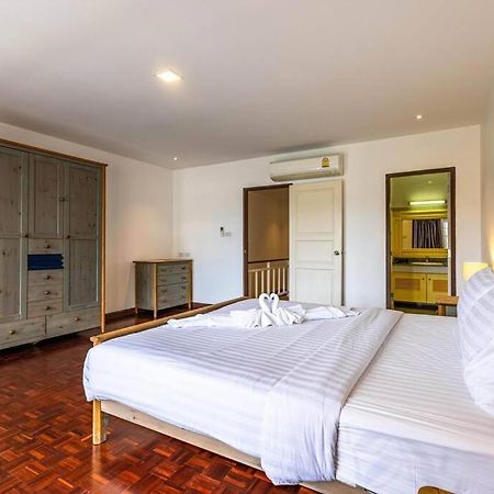 4 Bedroom Townhouse In Great Location! 华欣 外观 照片