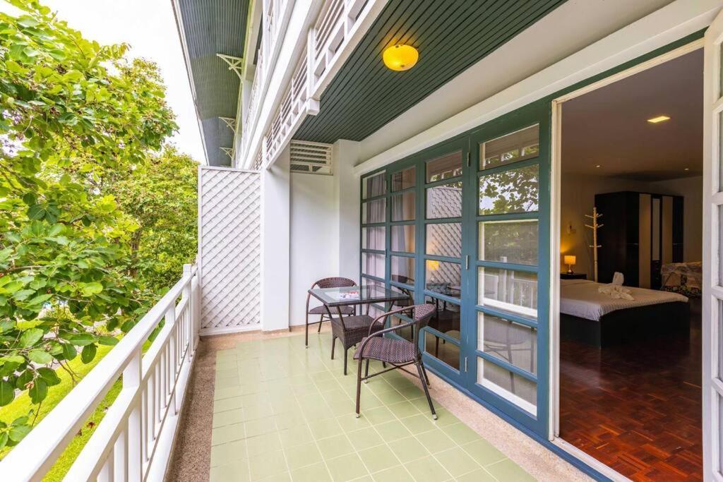 4 Bedroom Townhouse In Great Location! 华欣 外观 照片