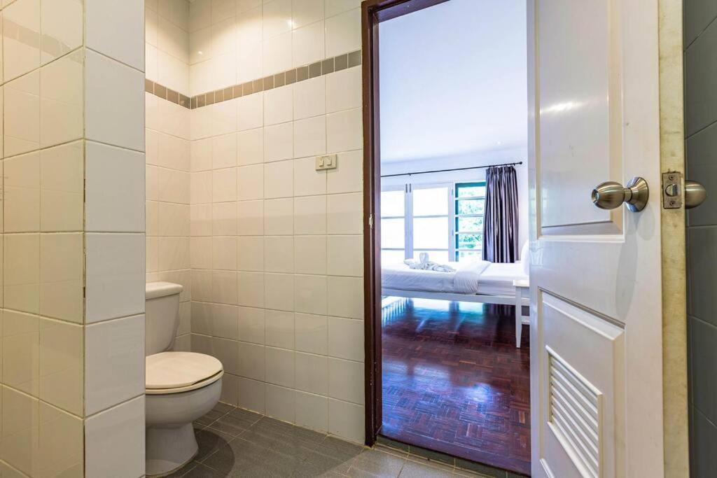 4 Bedroom Townhouse In Great Location! 华欣 外观 照片