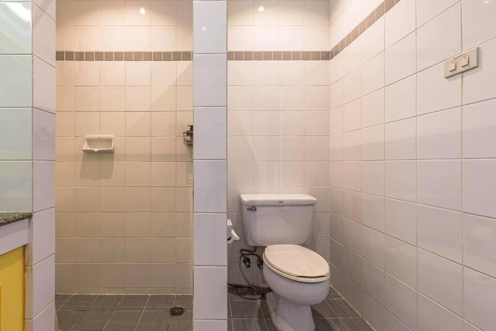 4 Bedroom Townhouse In Great Location! 华欣 外观 照片