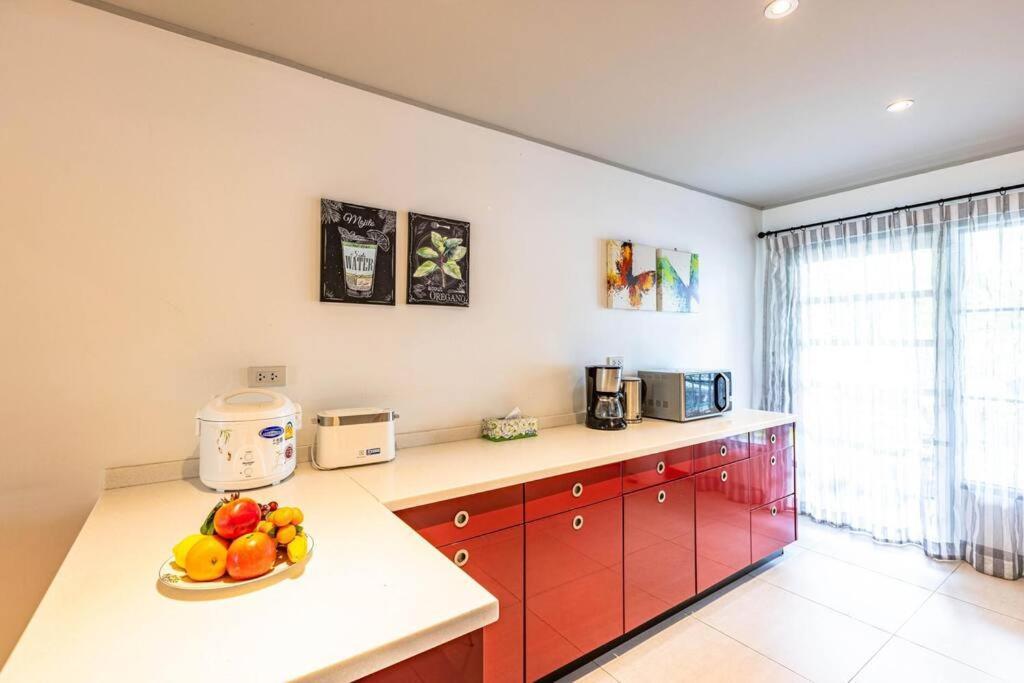 4 Bedroom Townhouse In Great Location! 华欣 外观 照片